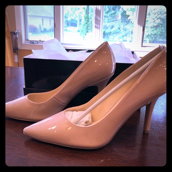 Nine West Jackpot Pumps Nude Patent 